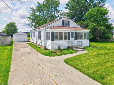 Property at 37191 Dundee St, Sterling Heights, MI