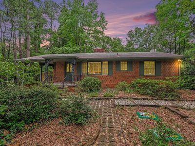 1819 Athens Ave