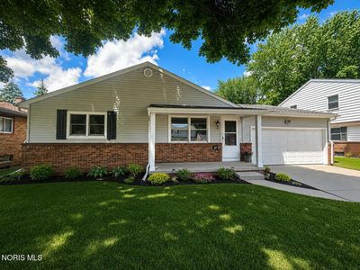 Property at 2943 Iroquois Dr, Oregon, OH