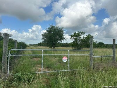 Property at TBD Leal Rd, Pleasanton, TX