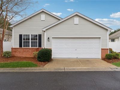 328 Windcroft Cir NW