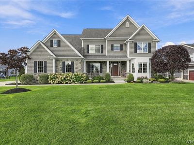 5366 Glenview Dr