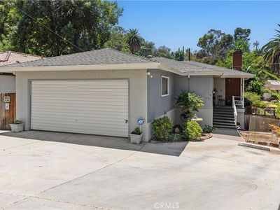 1221 Kolle Ave