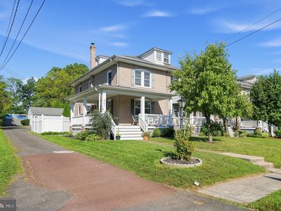 867 Main St