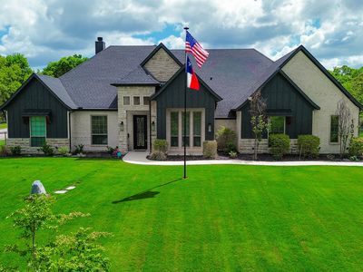 1007 Glenoaks Dr