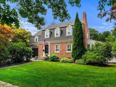 17 Lowell St