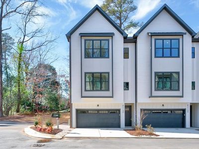 811 Maple Berry Ln #106
