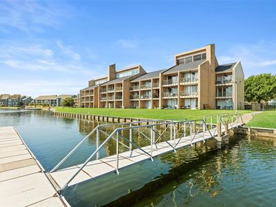 12600 Melville Dr APT 305A