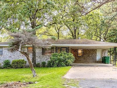 32 Fairfield Dr