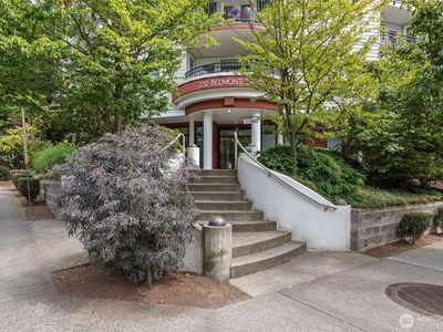 232 Belmont Avenue E #503