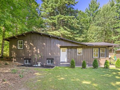 3233 Thirteen Mile Rd NE