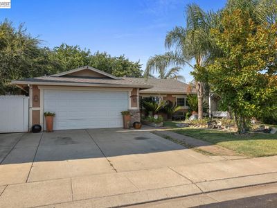 1427 Snyder St