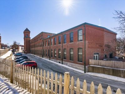 100 Main Street #203