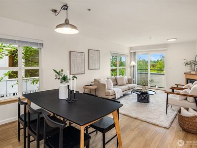 9057 Greenwood Avenue N #201