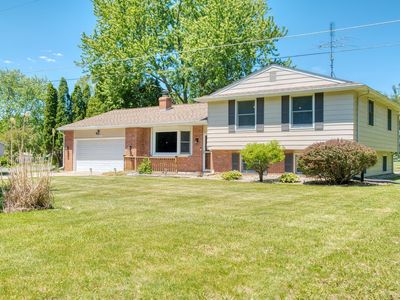 1300 W Hibbard Rd