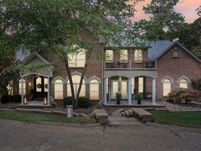 1002 Chesterfield Forest Dr