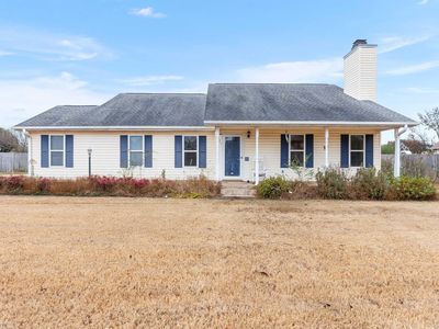 Property at 102 Muirfield Ln, Byron, GA