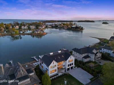 4 Little Cove Ln