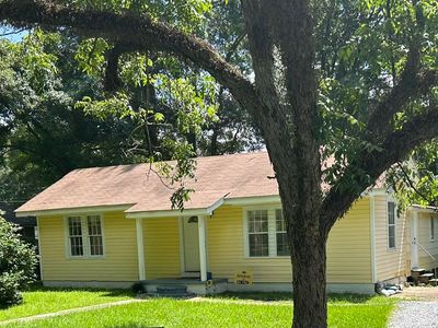 322 S 20th Ave
