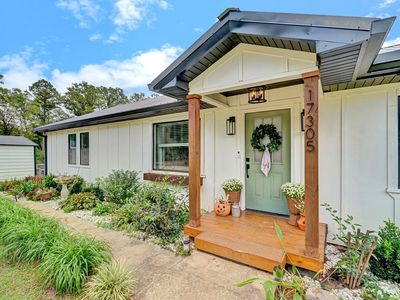 17305 Highway 76 W