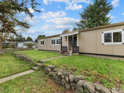 914 Nottingham Drive SE