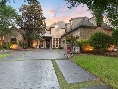 726 Armstrong Blvd