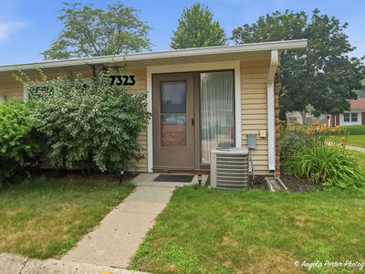 7323 Chevy Chase Ct #43