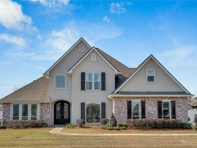 104 Live Oak Ln