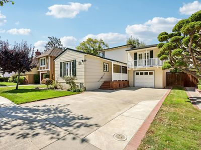 274 Delmar Way