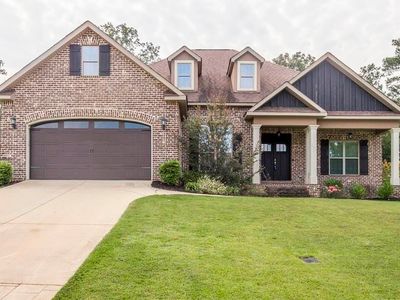 216 Rustic Live Oak Trl