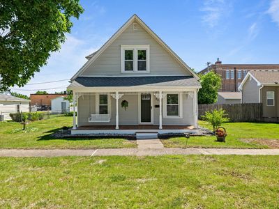 321 SW Pleasant St