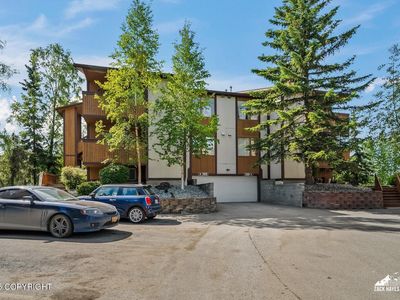 7322 Huntsmen Cir #18-D