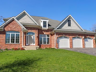 392 W County Road B