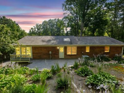 123 Haywood Knolls Dr