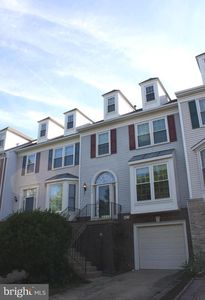 7059 Kings Manor Dr #7059