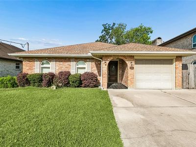 1616 Hackberry Ave