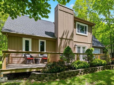 74 Byron Ln