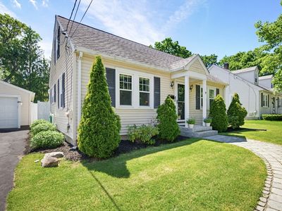 19 Holliston St