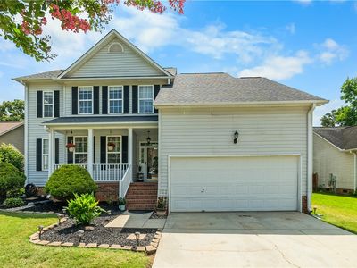 104 Golden Crest Ct