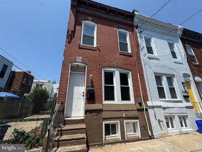 2444 S Fairhill St