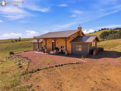 958 Chalice Rd