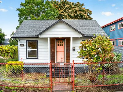 5916 SE 85th Ave