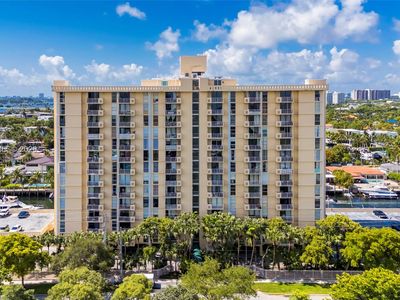 2350 NE 135th St APT 1510