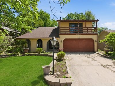 Property at 16861 Thackery Ave, Oak Forest, IL