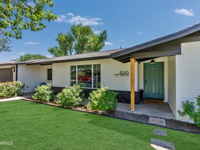 8145 N 1st Drive