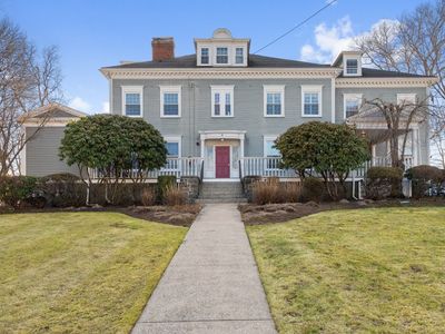 8 Parker Rd APT 4
