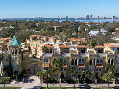 114 E DAVIS BOULEVARD #4