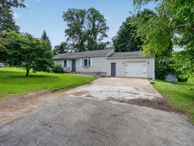 2427 Windsor Rd