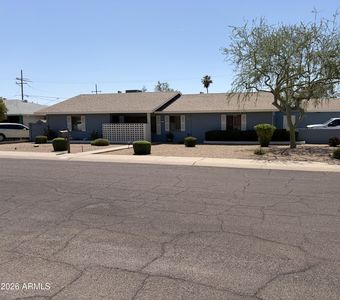 2305 W Meadow Drive