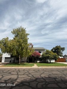 2340 W SOLANO Drive